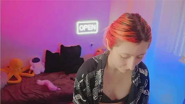 Snapshot of Bloom-fairy chatting on 24, 2, 2026 Bloom-fairy online show from 24, 2, 2026