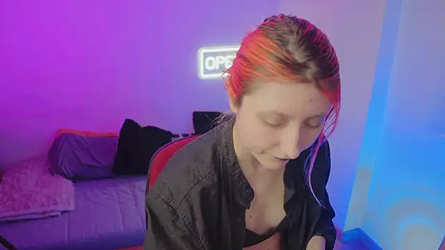 Snapshot of Bloom-fairy chatting on 4, 3, 2026 Bloom-fairy online show from 4, 3, 2026