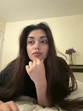 Snapshot of Sweet_Khalifa_ chatting on 13, 12, 2024 Sweet Khalifa online show from 13, 12, 2024