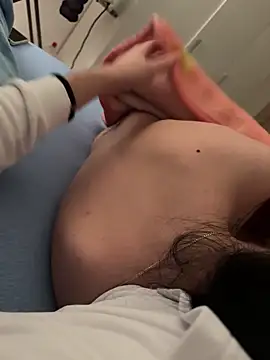 jessieandjames29 online show from 30, 1, 2025