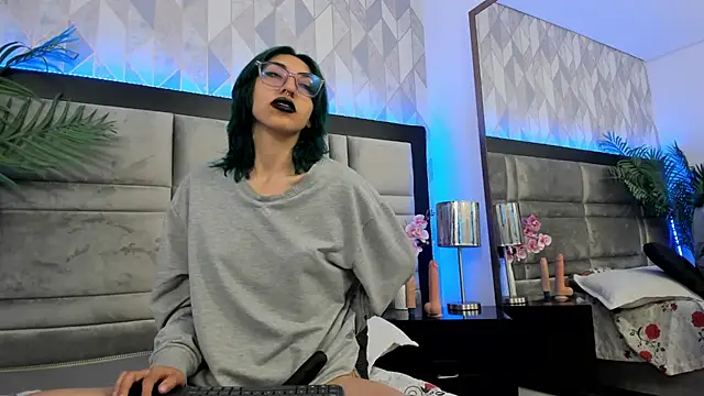 Snapshot of Im_gaia chatting on 6, 1, 2025 Im gaia online show from 6, 1, 2025