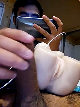 Axeltu77 online show from 24, 4, 2026