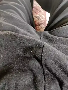 themostnaughtiestguyy online show from 12, 9, 2025