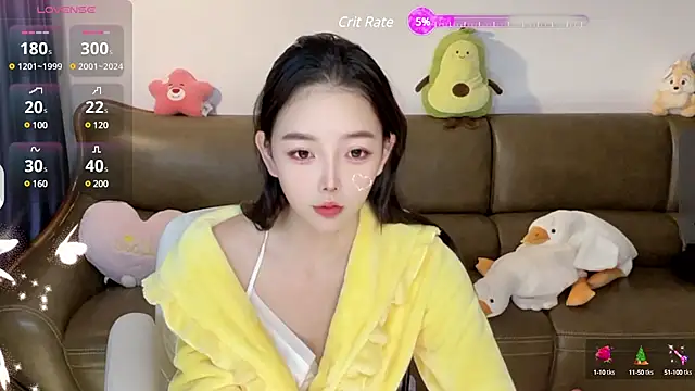 Yilin1999 online show from 18, 12, 2024