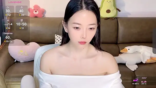 Yilin1999 online show from 13, 2, 2025