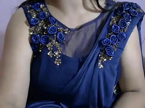 Snapshot of diva-22 chatting on 3, 1, 2025 diva-22 online show from 3, 1, 2025