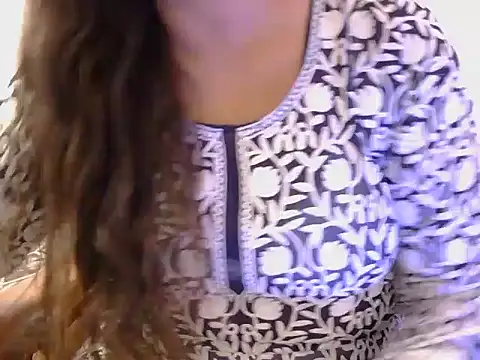 Snapshot of diva-22 chatting on 18, 1, 2025 diva-22 online show from 18, 1, 2025