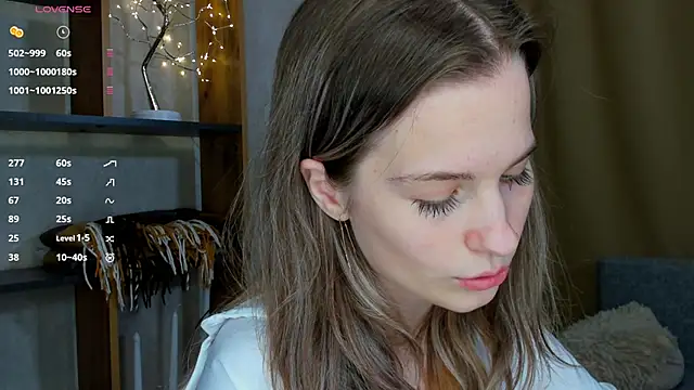 LinaCristonsen online show from 5, 12, 2024