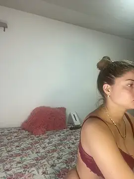 Snapshot of cristal-evanns chatting on 25, 5, 2026 cristal-evanns online show from 25, 5, 2026