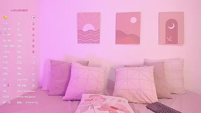 Snapshot of Mia_Heartt chatting on 15, 3, 2025 Mia Heartt online show from 15, 3, 2025