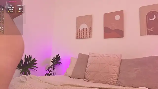 Mia Heartt online show from 24, 3, 2026