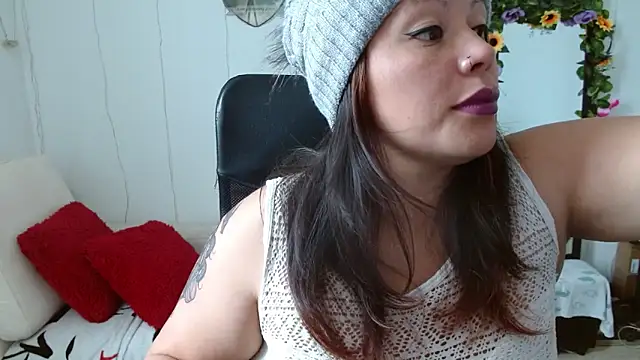 miss evoleth2 online show from 24, 11, 2025