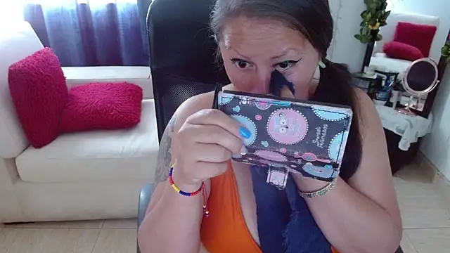 miss evoleth2 online show from 21, 5, 2026