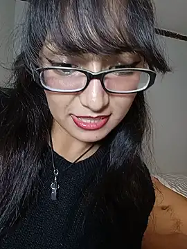 Snapshot of Lucy_Chery chatting on 27, 5, 2026 Lucy Chery online show from 27, 5, 2026