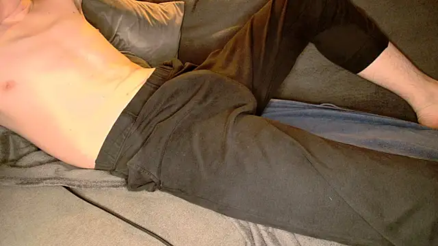 stivi0105 online show from 9, 11, 2025