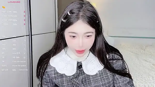 White-Star online show from 1, 2, 2025