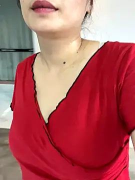 Snapshot of Bella0815 chatting on 19, 9, 2025 Bella0815 online show from 19, 9, 2025