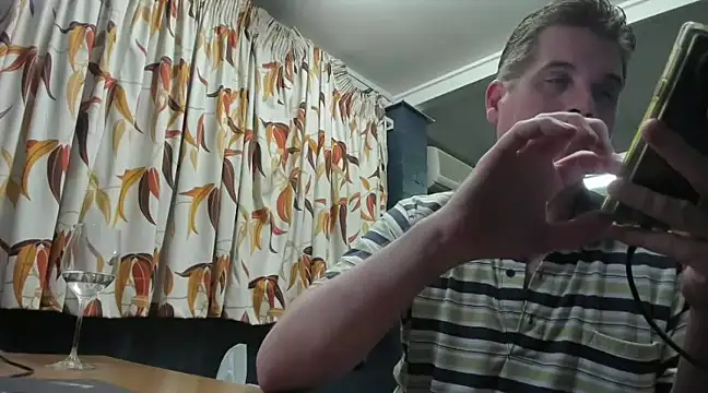 tilobinder online show from 1, 1, 2025