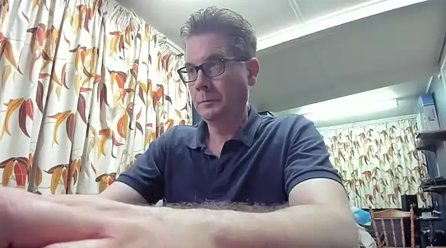 tilobinder online show from 3, 1, 2025