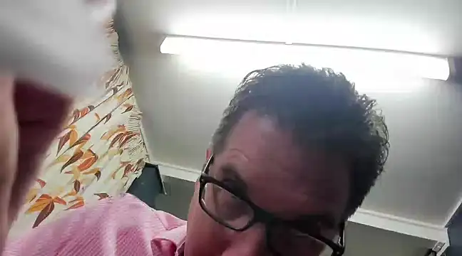 tilobinder online show from 23, 1, 2025