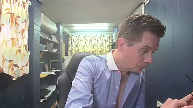 tilobinder online show from 31, 10, 2025