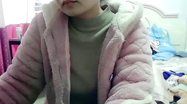 Snapshot of CN-Xiaoxi chatting on 12, 12, 2024 CN-Xiaoxi online show from 12, 12, 2024