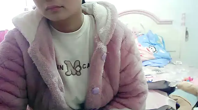 Snapshot of CN-Xiaoxi chatting on 18, 12, 2024 CN-Xiaoxi online show from 18, 12, 2024