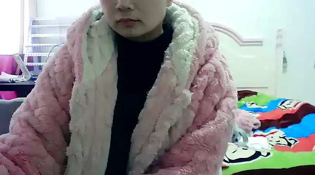 Snapshot of CN-Xiaoxi chatting on 4, 3, 2025 CN-Xiaoxi online show from 4, 3, 2025