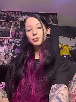 Snapshot of MissMidnightUK chatting on 26, 2, 2026 MissMidnightUK online show from 26, 2, 2026