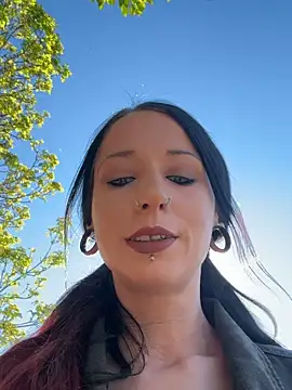 MissMidnightUK online show from 30, 4, 2026