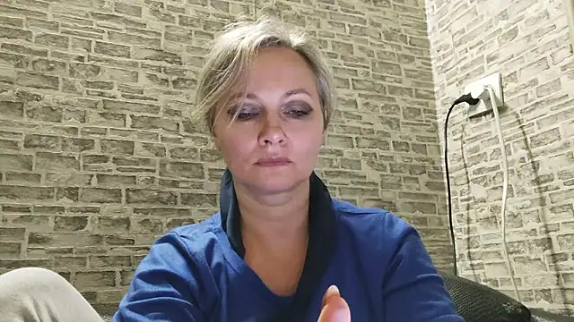 EdithManning online show from 6, 3, 2025