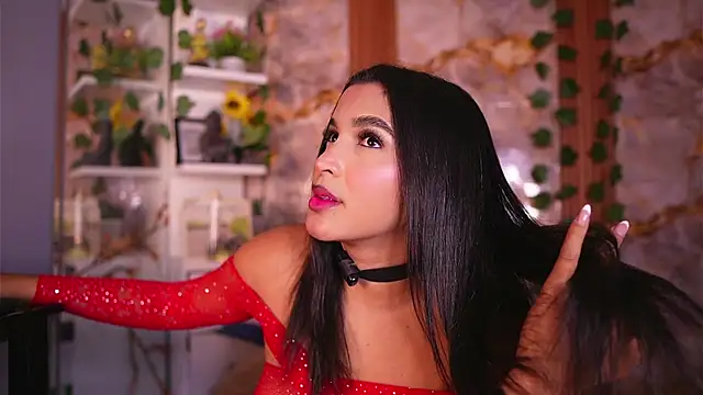 zoey-fox online show from 10, 4, 2026