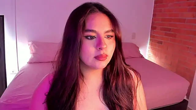 charlotte blass online show from 23, 9, 2025