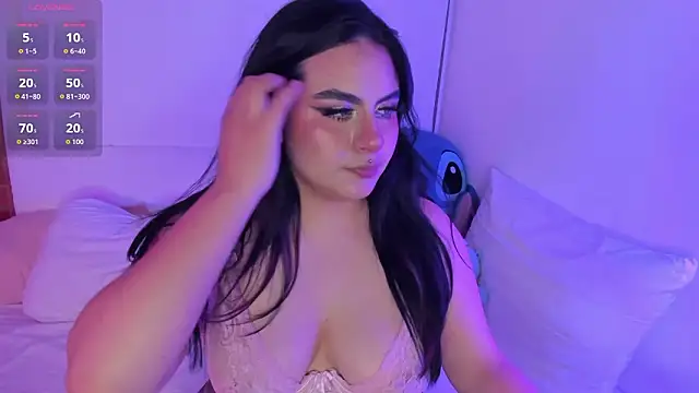 charlotte blass online show from 4, 2, 2026