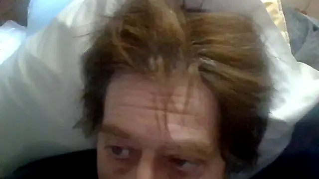 Snapshot of frankie7inch chatting on 15, 5, 2026 frankie7inch online show from 15, 5, 2026