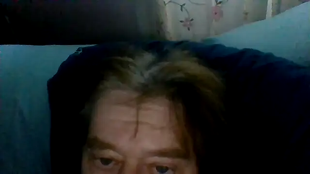 Snapshot of frankie7inch chatting on 1, 6, 2026 frankie7inch online show from 1, 6, 2026