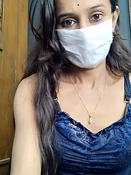 Snapshot of Oleevia chatting on 5, 12, 2025 Oleevia online show from 5, 12, 2025