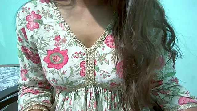 Snapshot of Only_hunny chatting on 17, 2, 2025 Only hunny online show from 17, 2, 2025