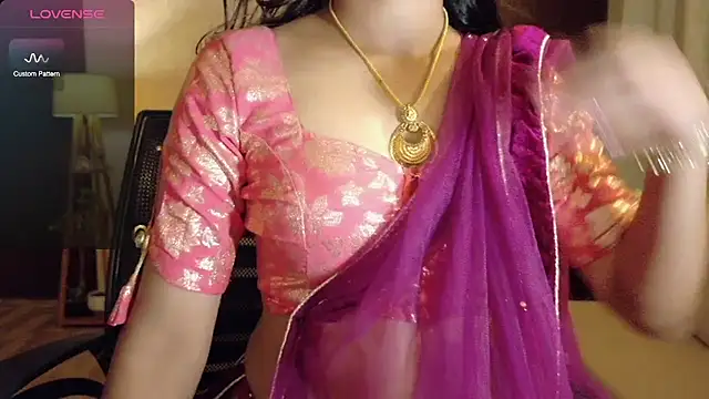 Snapshot of Only_hunny chatting on 23, 9, 2025 Only hunny online show from 23, 9, 2025