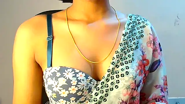 Snapshot of Chandani-Love chatting on 24, 5, 2026 Chandani-Love online show from 24, 5, 2026