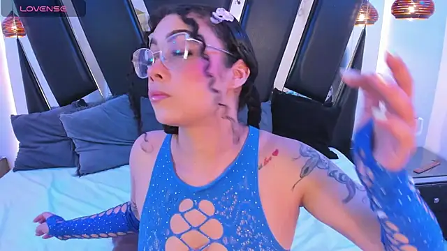 antonelllepiercee online show from 18, 1, 2026