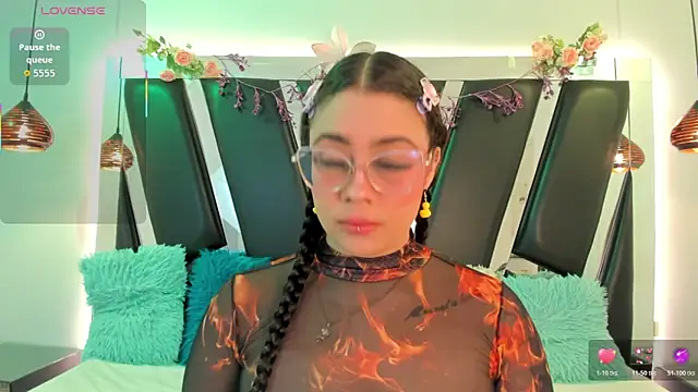 antonelllepiercee online show from 12, 4, 2026