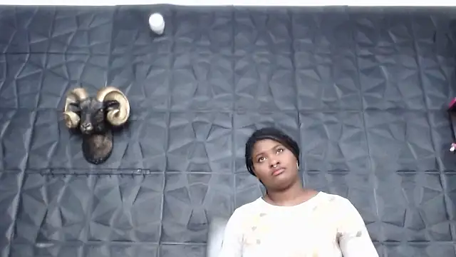 Hanna Fox 69 online show from 8, 3, 2026