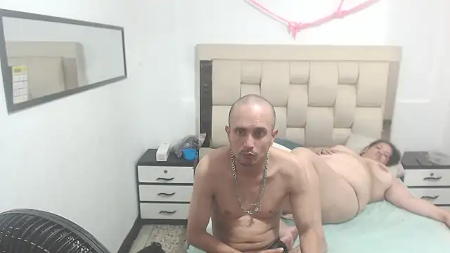 Candy and Jh0n online show from 14, 2, 2025