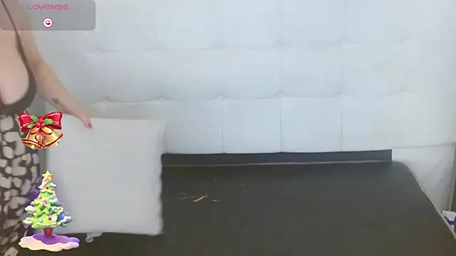 Candy and Jh0n online show from 5, 12, 2025