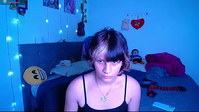 Caitlynwheler online show from 22, 3, 2025