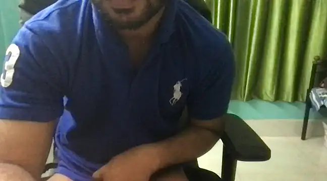 Snapshot of bigdomdaddy4bitch chatting on 19, 1, 2025 bigdomdaddy4bitch online show from 19, 1, 2025