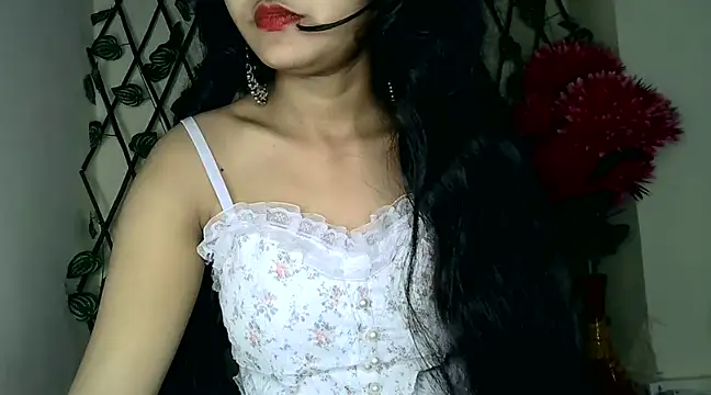 SUZY FROMUS online show from 16, 1, 2025