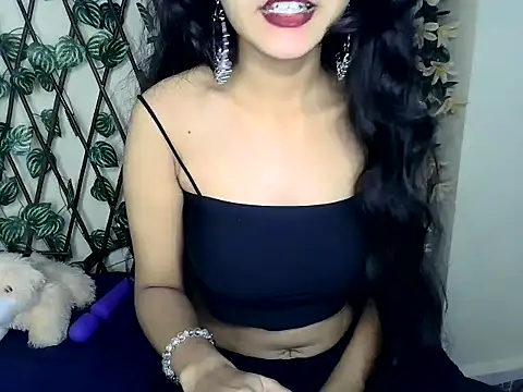 SUZY FROMUS online show from 18, 1, 2025