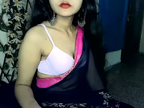 SUZY FROMUS online show from 1, 2, 2025